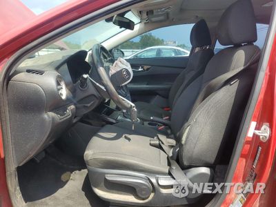 Zdjęcie 7 z 14 samochodu: 2019 KIA FORTE GT LINE VIN:3KPF34AD5KE015534 - miniatura