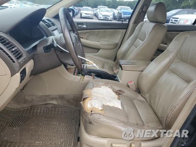 Zdjęcie 7 z 12 samochodu: 2003 HONDA ACCORD EX VIN:1HGCM66563A026206 - miniatura