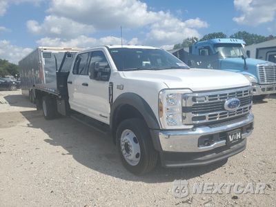 Czwarte zdjęcie samochodu z boku: 2024 FORD F550 SUPER DUTY VIN:1FD0W5HT1REC41071 - miniatura