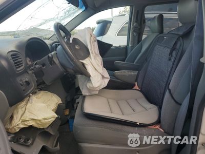 Zdjęcie 7 z 13 samochodu: 2005 DODGE GRAND CARAVAN SE VIN:1D4GP24R15B280606 - miniatura