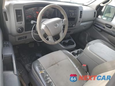 Zdjęcie 8 z 13 samochodu: 2013 NISSAN NV 2500 HD S VIN:1N6BF0KX3DN112105 - miniatura