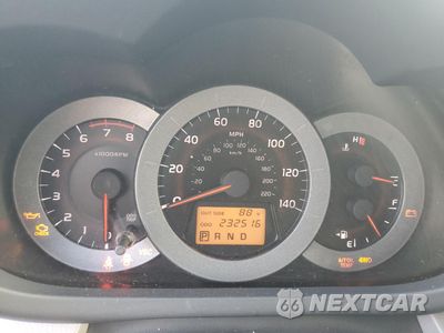 Zdjęcie 9 z 12 samochodu: 2006 TOYOTA RAV4 VIN:JTMBD33V365025395 - miniatura