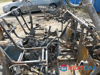 Piąte zdjęcie samochodu w środku: 2021 KAWASAKI TERYX4 800 FI EPS LE 4X4 VIN:JKBRTCG10MB525350 - miniatura