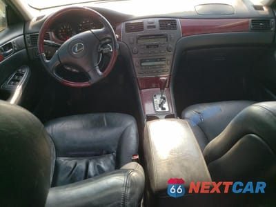 Zdjęcie 8 z 14 samochodu: 2003 LEXUS ES 300 VIN:JTHBF30GX30126259 - miniatura