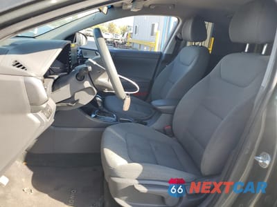 Zdjęcie 7 z 14 samochodu: 2020 HYUNDAI IONIQ BLUE VIN:KMHC65LC3LU227478 - miniatura