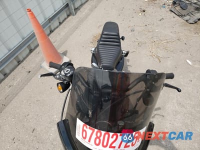 Piąte zdjęcie samochodu w środku: 2009 HARLEY-DAVIDSON XL1200 N VIN:1HD1CZ3109K462823 - miniatura