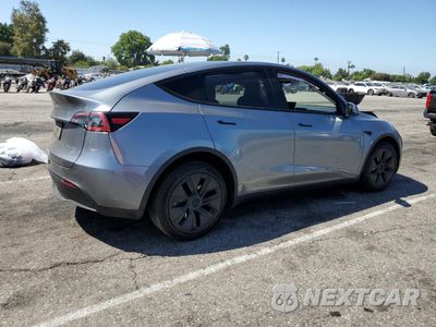 Trzecie zdjęcie samochodu z tyłu: 2024 TESLA MODEL Y VIN:7SAYGAEE4RF125173 - miniatura