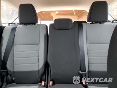 Zdjęcie 10 z 17 samochodu: 2017 FORD ESCAPE S VIN:1FMCU0F78HUD39479 - miniatura