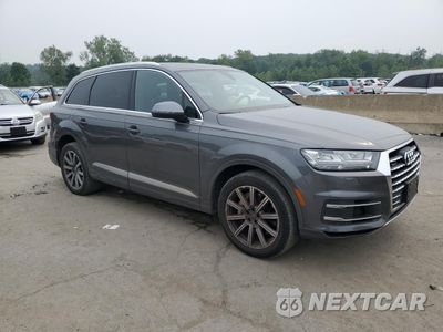 Czwarte zdjęcie samochodu z boku: 2019 AUDI Q7 PREMIUM VIN:WA1AAAF7XKD046727 - miniatura