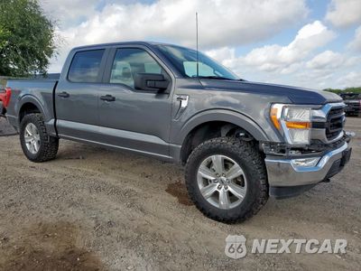 Czwarte zdjęcie samochodu z boku: 2022 FORD F150 SUPERCREW VIN:1FTEW1EB0NKE88043 - miniatura