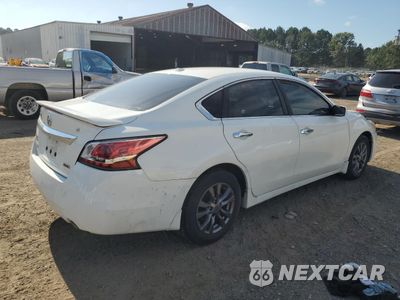 Trzecie zdjęcie samochodu z tyłu: 2015 NISSAN ALTIMA 2.5 VIN:1N4AL3AP4FC457366 - miniatura