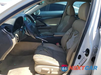 Zdjęcie 7 z 12 samochodu: 2007 LEXUS IS 250 VIN:JTHBK262475048684 - miniatura