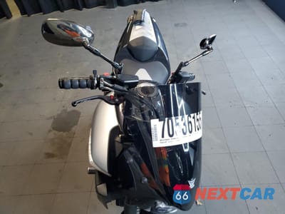 Piąte zdjęcie samochodu w środku: 2008 SUZUKI GSX1300 BK VIN:JS1GX71A182101651 - miniatura