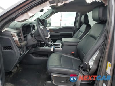 Zdjęcie 7 z 14 samochodu: 2024 FORD F250 SUPER DUTY VIN:1FT8W2BT7REE19029 - miniatura