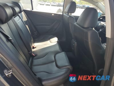 Zdjęcie 10 z 13 samochodu: 2010 VOLKSWAGEN PASSAT 2.0T VIN:WVWAK9AN9AE110983 - miniatura