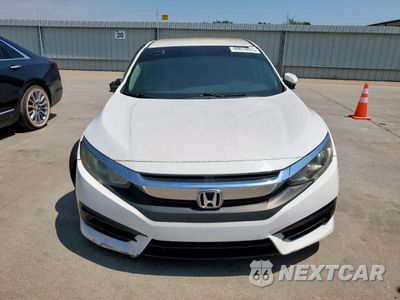Piąte zdjęcie samochodu w środku: 2017 HONDA CIVIC LX VIN:19XFC2F5XHE077462 - miniatura