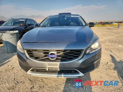 Piąte zdjęcie samochodu w środku: 2018 VOLVO V60 CROSS COUNTRY PREMIER VIN:YV440MWK4J2058441 - miniatura
