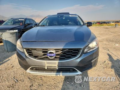 Piąte zdjęcie samochodu w środku: 2018 VOLVO V60 CROSS COUNTRY PREMIER VIN:YV440MWK4J2058441 - miniatura
