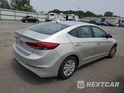 Trzecie zdjęcie samochodu z tyłu: 2018 HYUNDAI ELANTRA SE VIN:5NPD74LF5JH391171 - miniatura