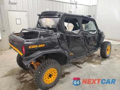 Czwarte zdjęcie samochodu z boku: 2022 CAN-AM COMMANDER MAX XT 1000R VIN:3JB1CAX46NK000663 - miniatura