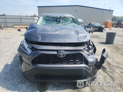 Piąte zdjęcie samochodu w środku: 2023 TOYOTA RAV4 LE VIN:2T3H1RFV4PC229134 - miniatura