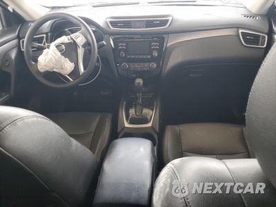 Zdjęcie 8 z 14 samochodu: 2016 NISSAN ROGUE S VIN:KNMAT2MT7GP678659 - miniatura
