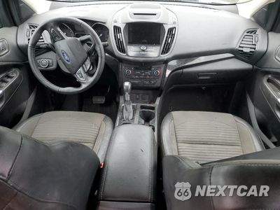 Zdjęcie 8 z 13 samochodu: 2018 FORD ESCAPE SE VIN:1FMCU9GD1JUC27881 - miniatura