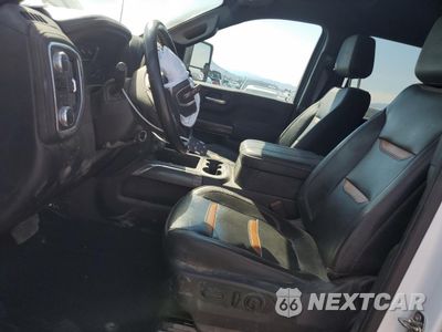 Zdjęcie 7 z 12 samochodu: 2023 GMC SIERRA K2500 AT4 VIN:1GT49PEY8PF137984 - miniatura