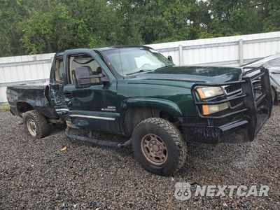 Czwarte zdjęcie samochodu z boku: 2006 CHEVROLET SILVERADO K2500 HEAVY DUTY VIN:1GCHK29D96E279281 - miniatura