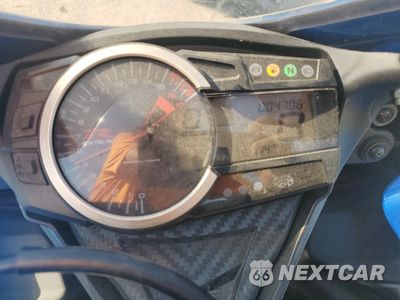 Zdjęcie 7 z 9 samochodu: 2015 SUZUKI GSX-R600 VIN:JS1GN7FA9F2100372 - miniatura