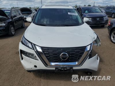 Piąte zdjęcie samochodu w środku: 2021 NISSAN ROGUE SV VIN:5N1AT3BB0MC824155 - miniatura
