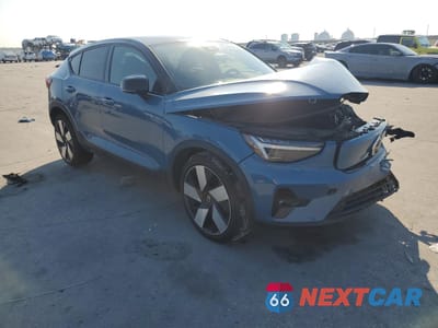 Czwarte zdjęcie samochodu z boku: 2022 VOLVO C40 P8 RECHARGE ULTIMATE VIN:YV4ED3GB2N2004210 - miniatura