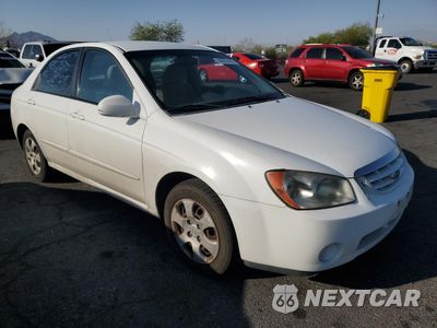Czwarte zdjęcie samochodu z boku: 2006 KIA SPECTRA LX VIN:KNAFE121165239573 - miniatura