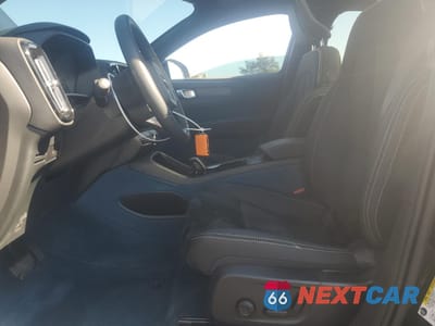 Zdjęcie 7 z 13 samochodu: 2023 VOLVO C40 RECHARGE PLUS VIN:YV4ED3GL7P2035500 - miniatura