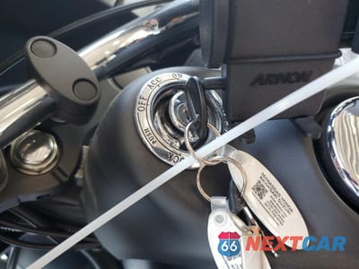 Zdjęcie 8 z 9 samochodu: 2013 KAWASAKI VN1700 J VIN:JKBVNRJ12DA008416 - miniatura