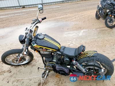 Trzecie zdjęcie samochodu z tyłu: 2001 SUZUKI LS650 P VIN:JS1NP41A612100510 - miniatura