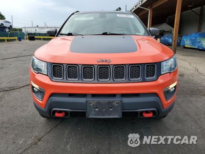 Piąte zdjęcie samochodu w środku: 2018 JEEP COMPASS TRAILHAWK VIN:3C4NJDDB8JT210632 - miniatura
