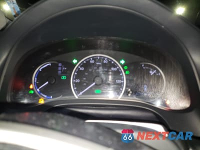 Zdjęcie 9 z 12 samochodu: 2013 LEXUS CT 200 VIN:JTHKD5BH1D2157266 - miniatura