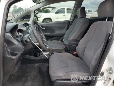 Zdjęcie 7 z 13 samochodu: 2010 HONDA FIT VIN:JHMGE8H24AS017425 - miniatura