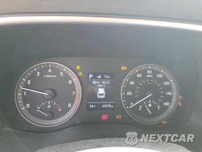 Zdjęcie 9 z 14 samochodu: 2020 HYUNDAI TUCSON SE VIN:KM8J2CA40LU211046 - miniatura