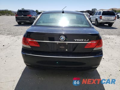 Zdjęcie 6 z 14 samochodu: 2007 BMW 750 VIN:WBAHN835X7DT67840 - miniatura