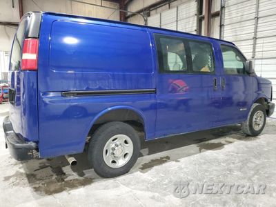 Trzecie zdjęcie samochodu z tyłu: 2004 CHEVROLET EXPRESS G2500 VIN:1GCGG25V241152601 - miniatura
