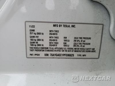 Zdjęcie 13 z 15 samochodu: 2023 TESLA MODEL Y VIN:7SAYGAEE1PF596629 - miniatura