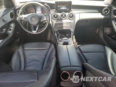 Zdjęcie 8 z 12 samochodu: 2015 MERCEDES-BENZ C 300 VIN:55SWF4JB5FU082803 - miniatura