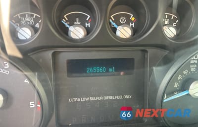 Zdjęcie 8 z 10 samochodu: 2012 FORD F550 SUPER DUTY VIN:1FDUF5GT8CEA89459 - miniatura