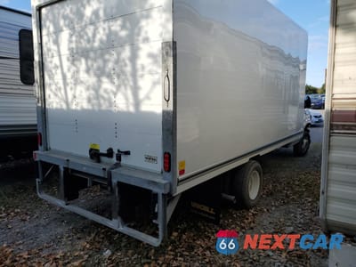 Trzecie zdjęcie samochodu z tyłu: 2023 FORD ECONOLINE E450 SUPER DUTY CUTAWAY VAN VIN:1FDXE4FN4PDD35643 - miniatura