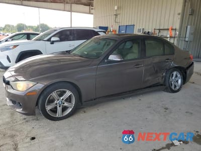 2013 BMW 328 I SULEV WBA3C1C50DF444867 - główne zdjęcie licytacji z USA - miniatura