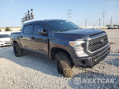 Czwarte zdjęcie samochodu z boku: 2018 TOYOTA TUNDRA CREWMAX SR5 VIN:5TFDY5F14JX750551 - miniatura
