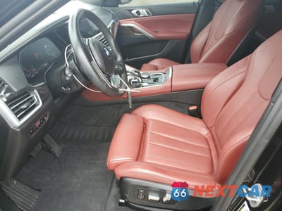 Zdjęcie 7 z 13 samochodu: 2021 BMW X6 XDRIVE40I VIN:5UXCY6C07M9G97609 - miniatura