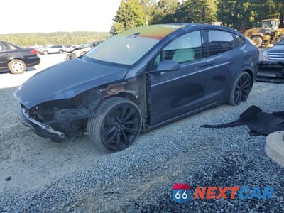 2022 TESLA MODEL X 7SAXCBE60NF358970 - główne zdjęcie licytacji z USA - miniatura